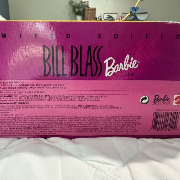 NEW Vintage Bill Blass Barbie Doll in Gold/Pink Gown Limited Edition 1996 #17040 - Picture 3 of 12